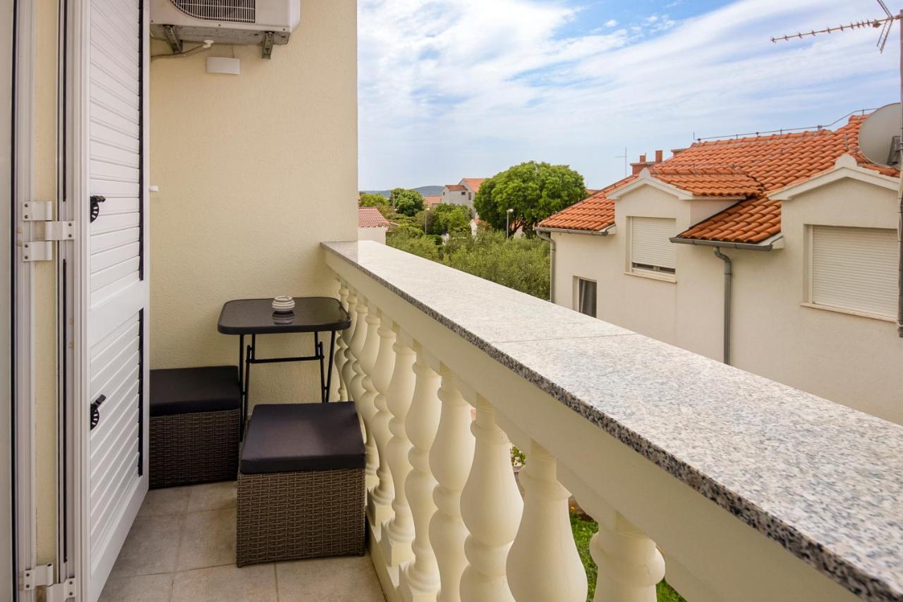 Apartments4You Vodice Exterior photo
